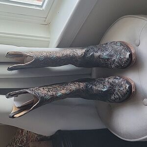 Corral boots turquoise and black, distressed size 8.5